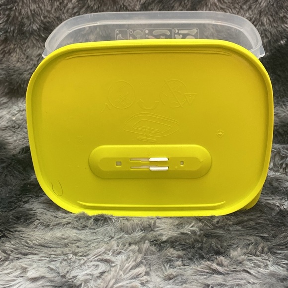 Tupperware Fridge Smart Container - Small Deep - Picture 12 of 16